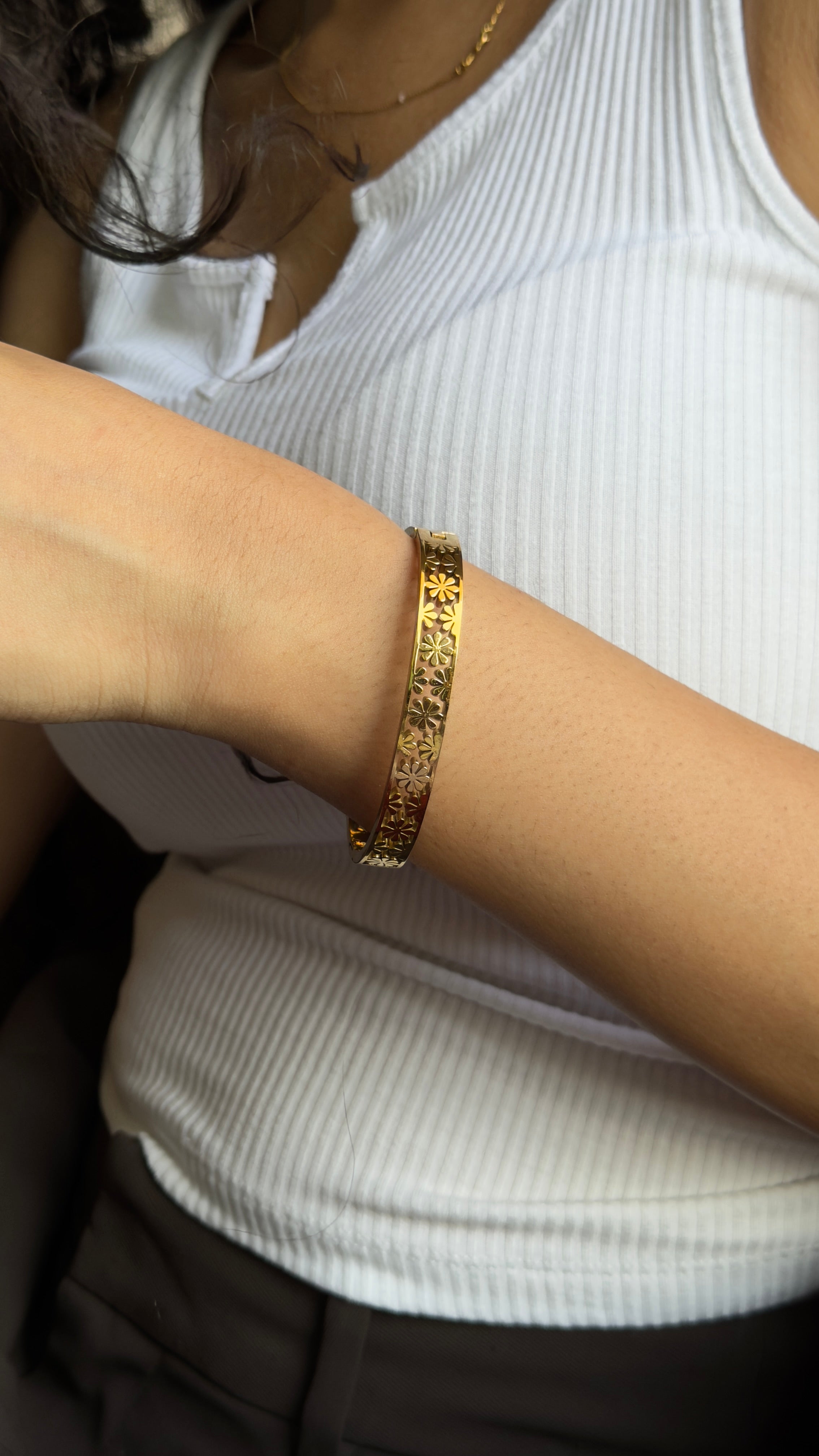 Floral Lace Kada