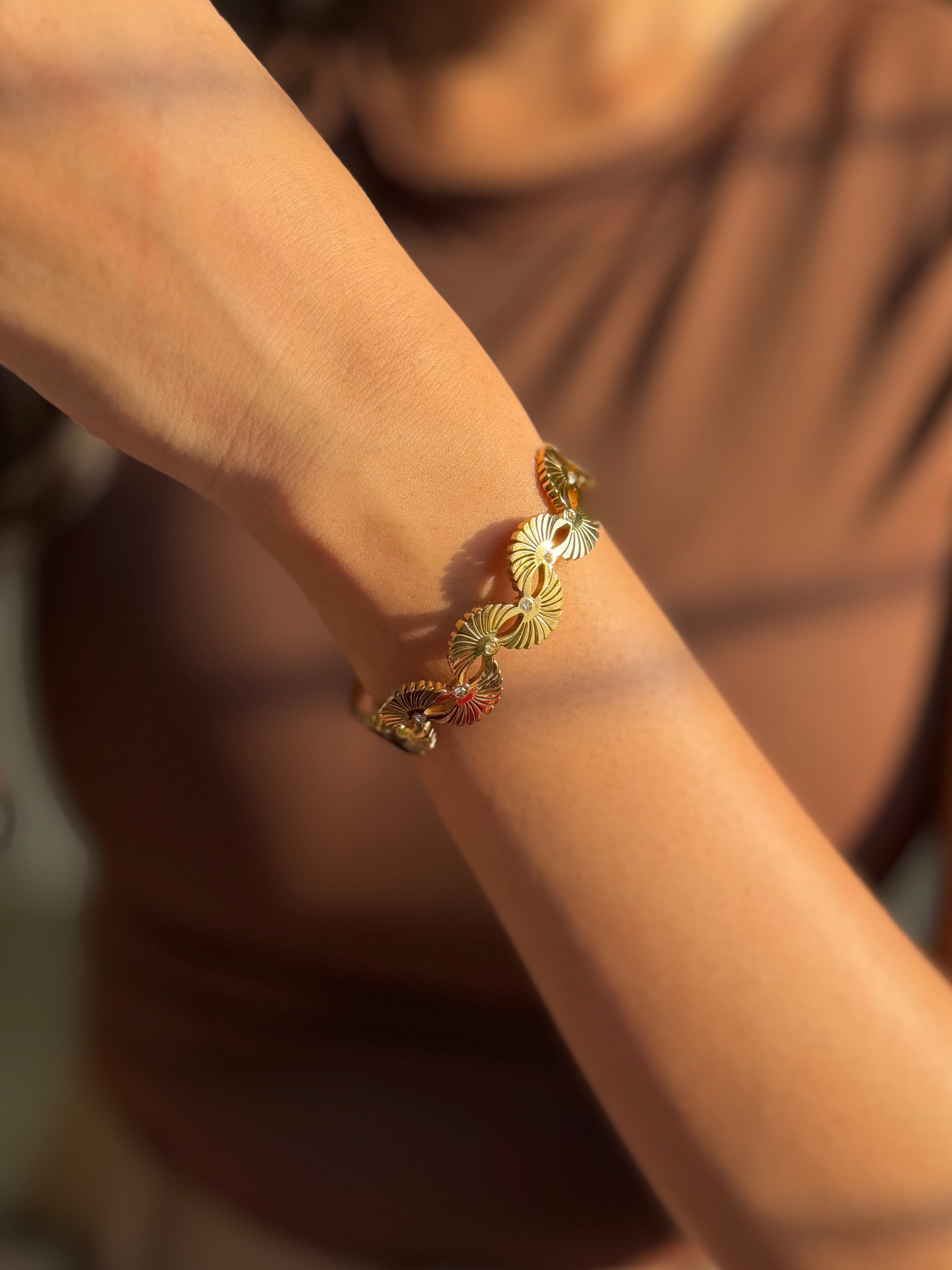 Golden Bloom Kada