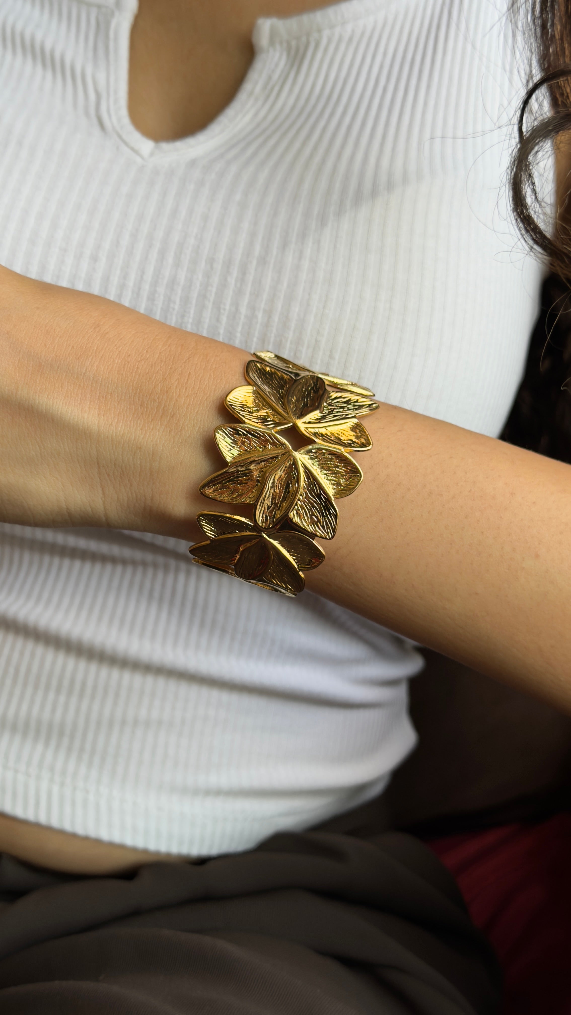 Golden Petal Bloom Kada