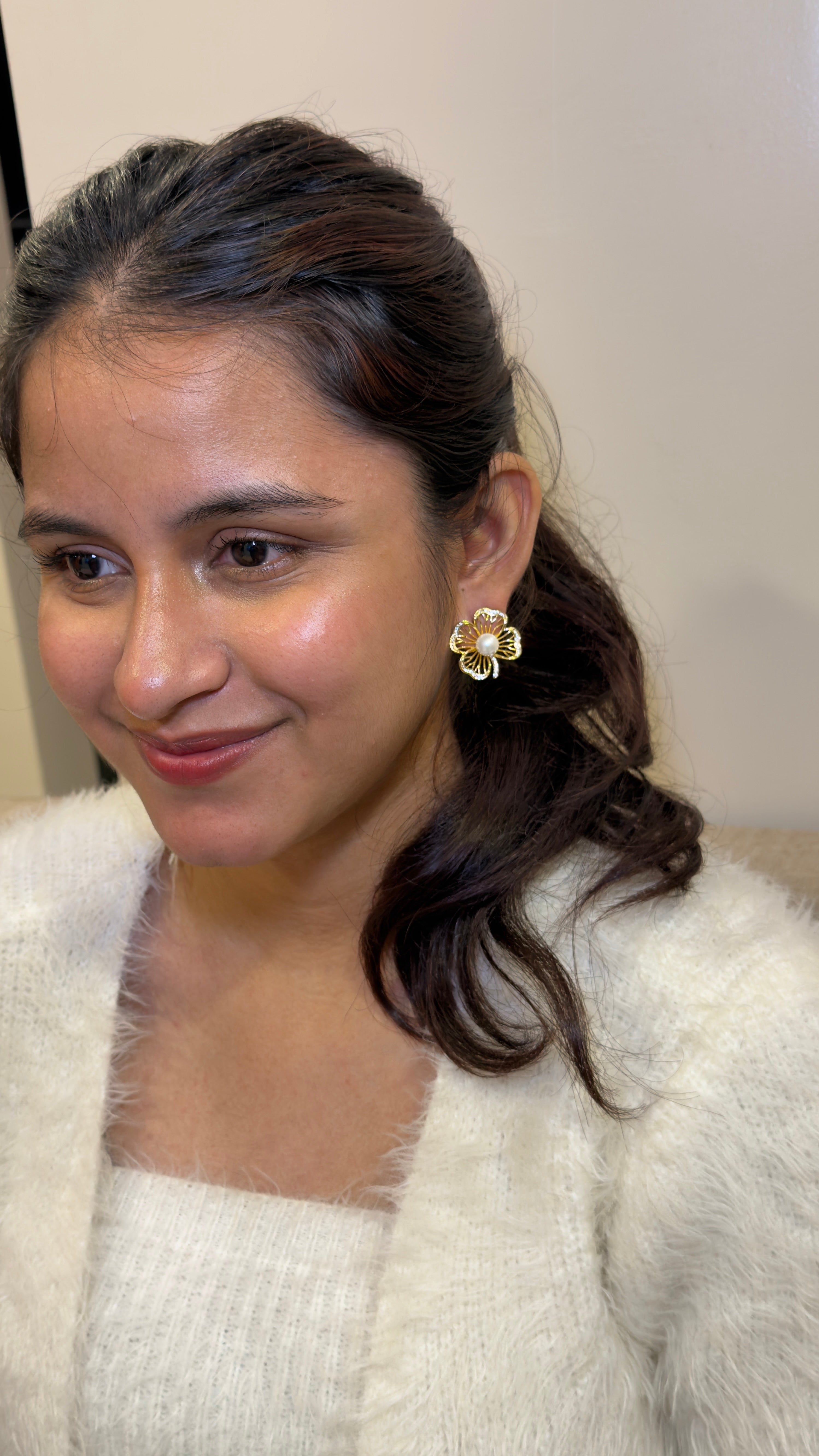Pearl Blossom Clover Stud Earrings