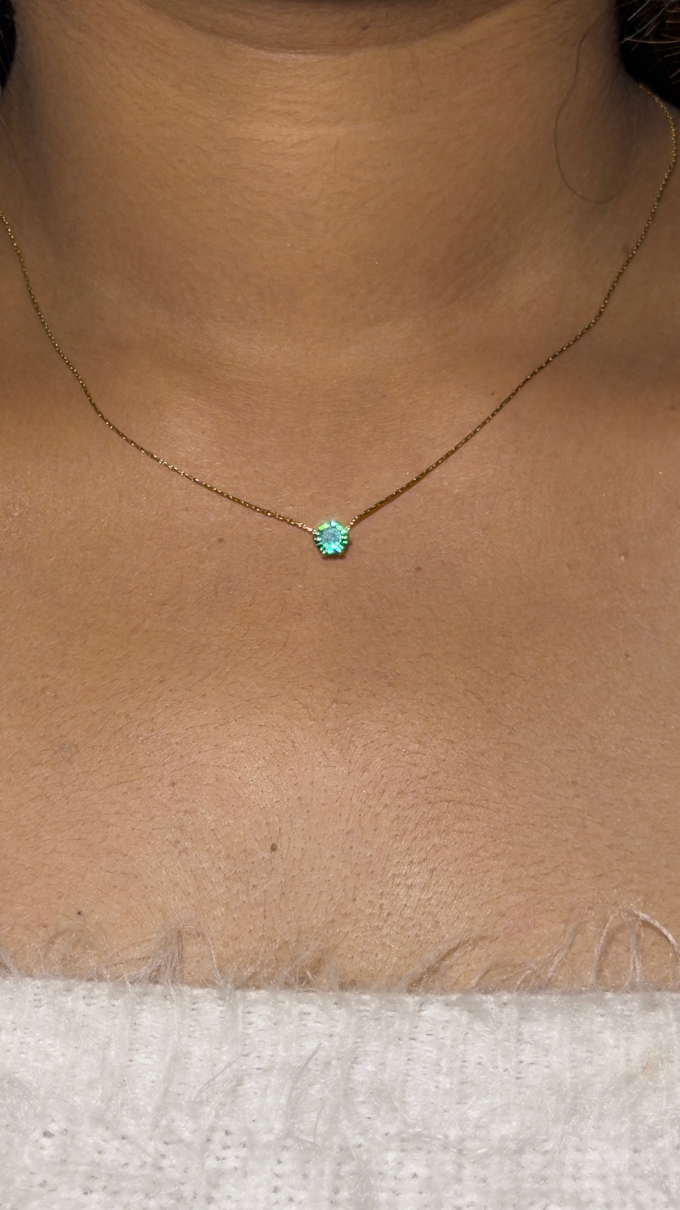 Emerald Dew Solitaire Necklace