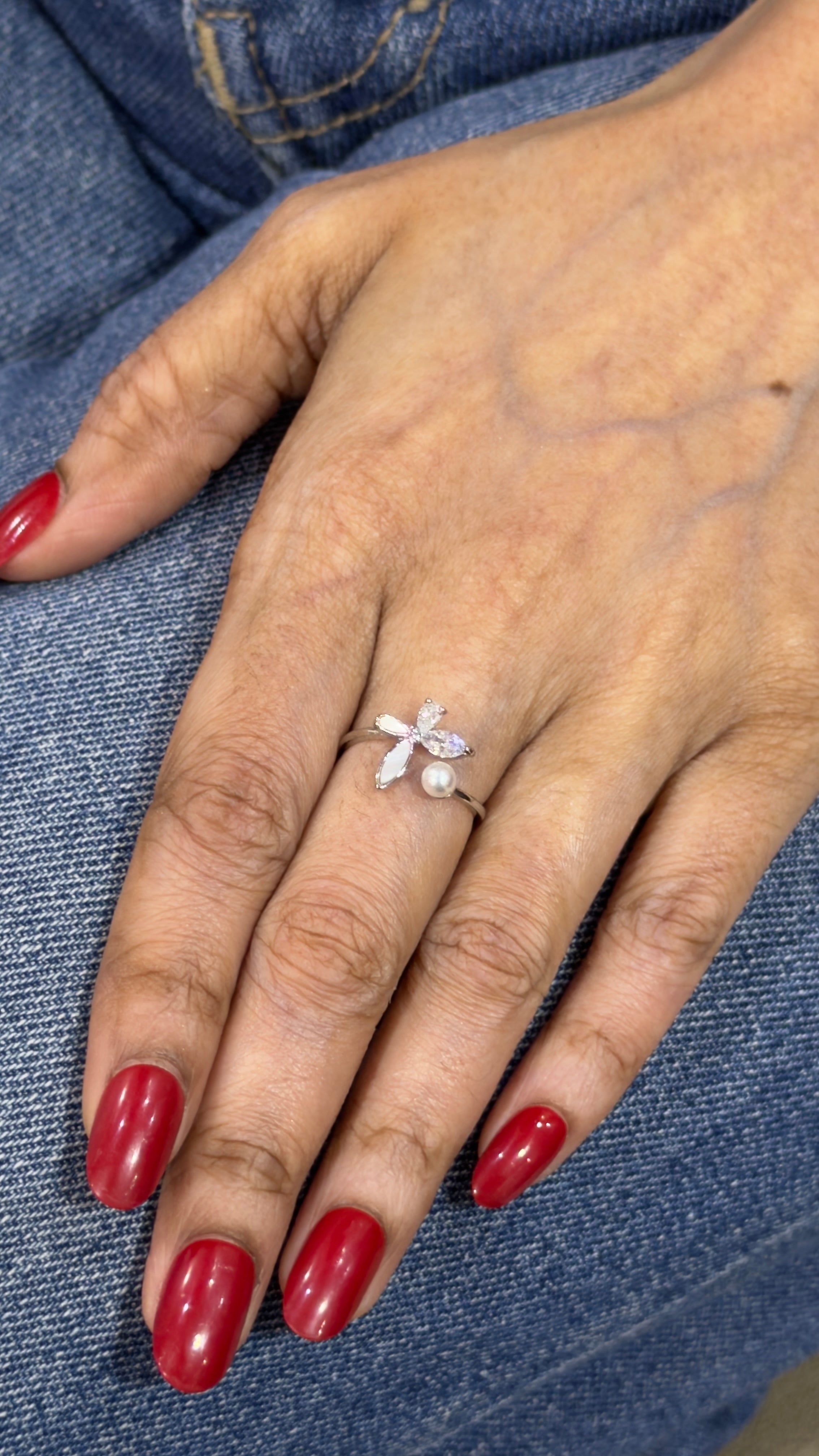Pearl Flutter Open Ring