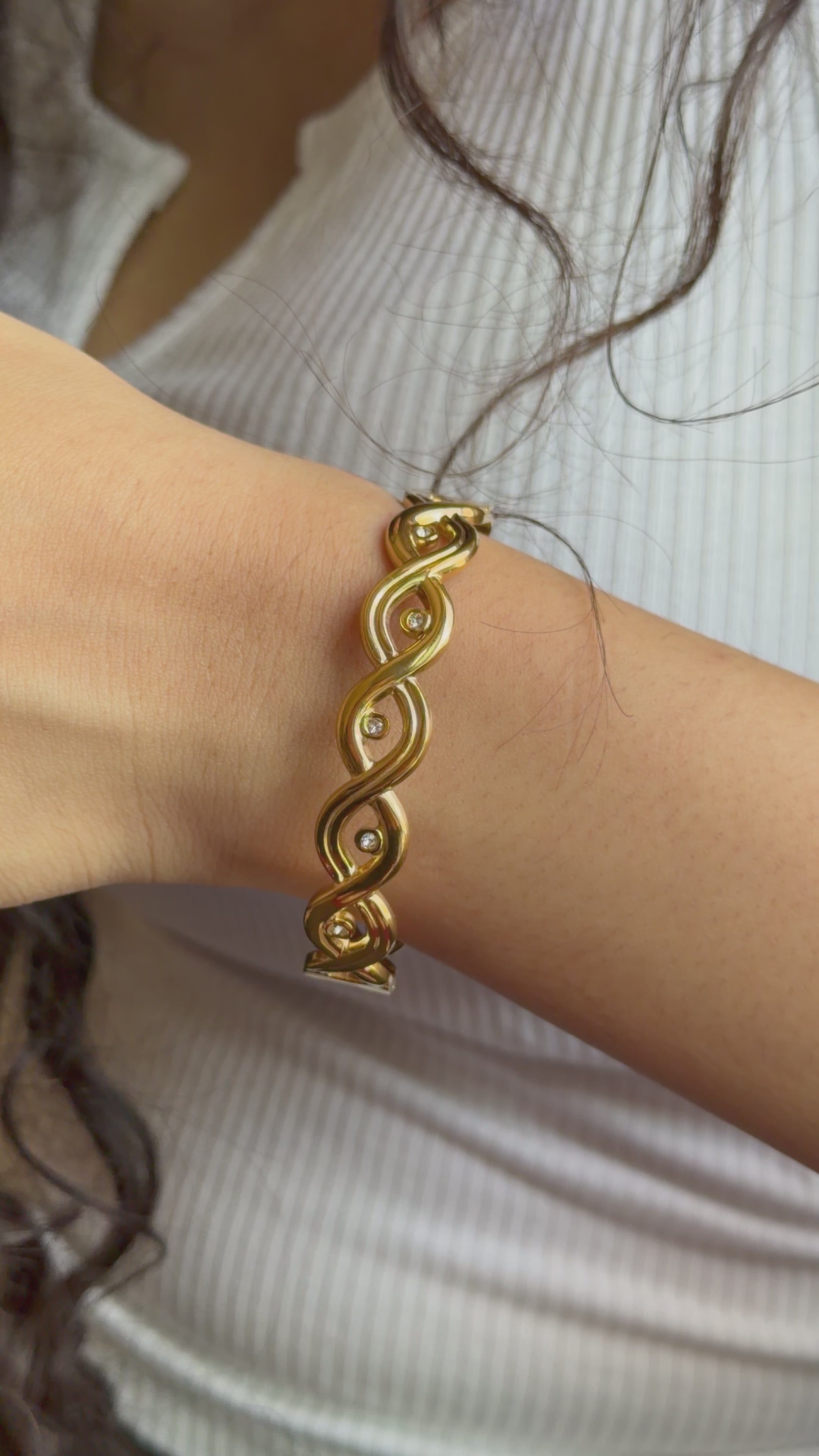 Infinity Grace Cuff Kada