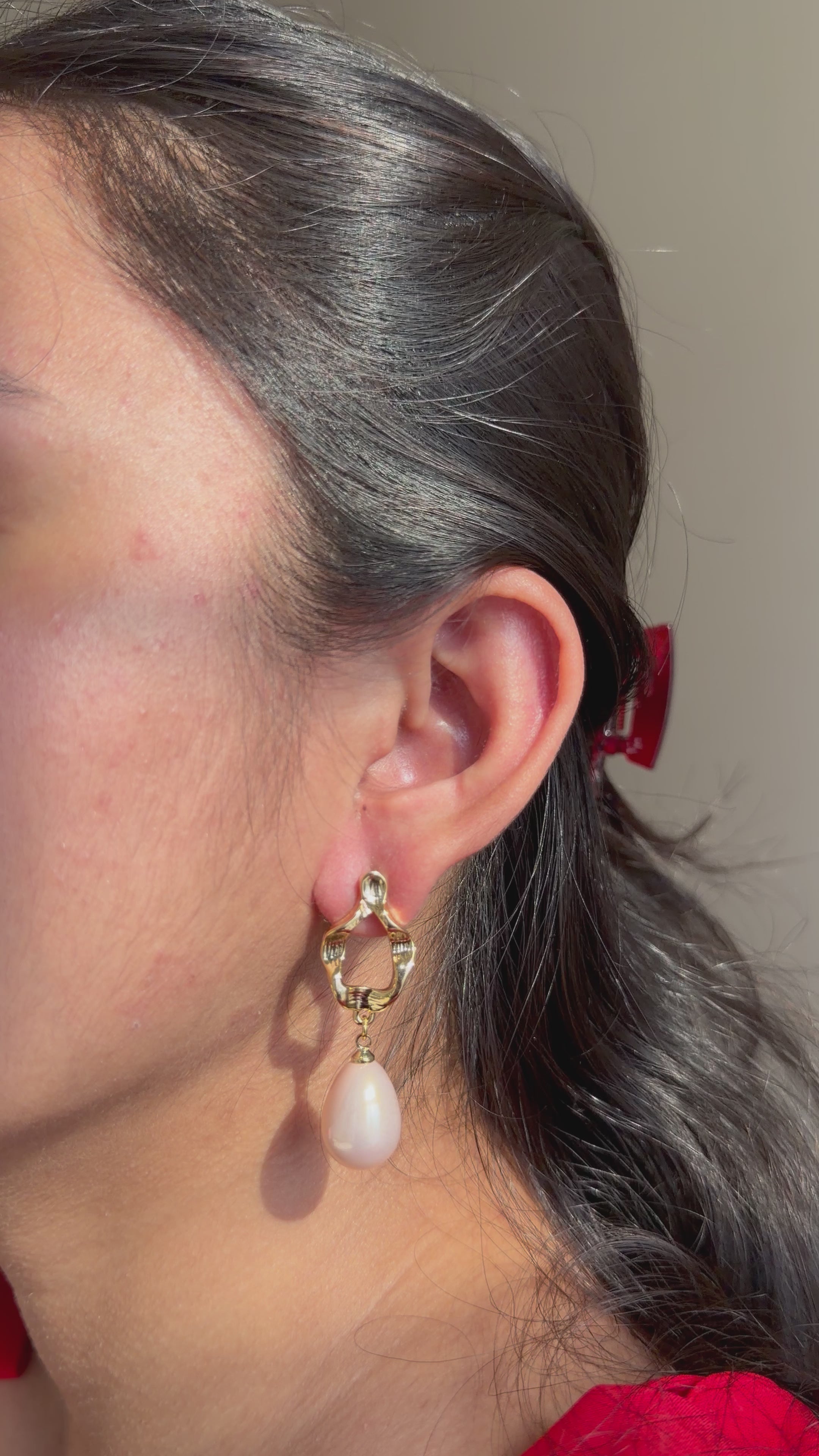 Blush Pearl Muse Drop Earrings